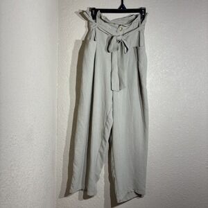 Woman's Zara Dress Pants Size Large Beige